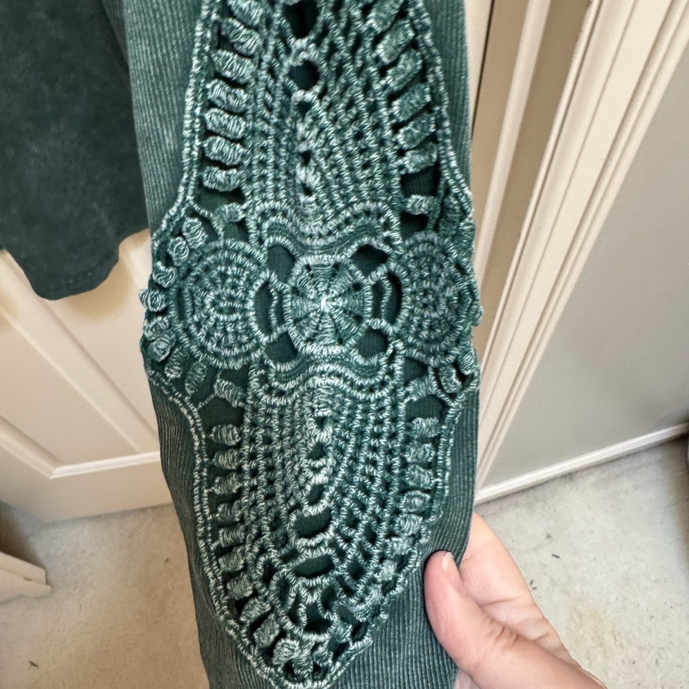 Ribbed Crochet Long Sleeve Top - Picture 4 of 8